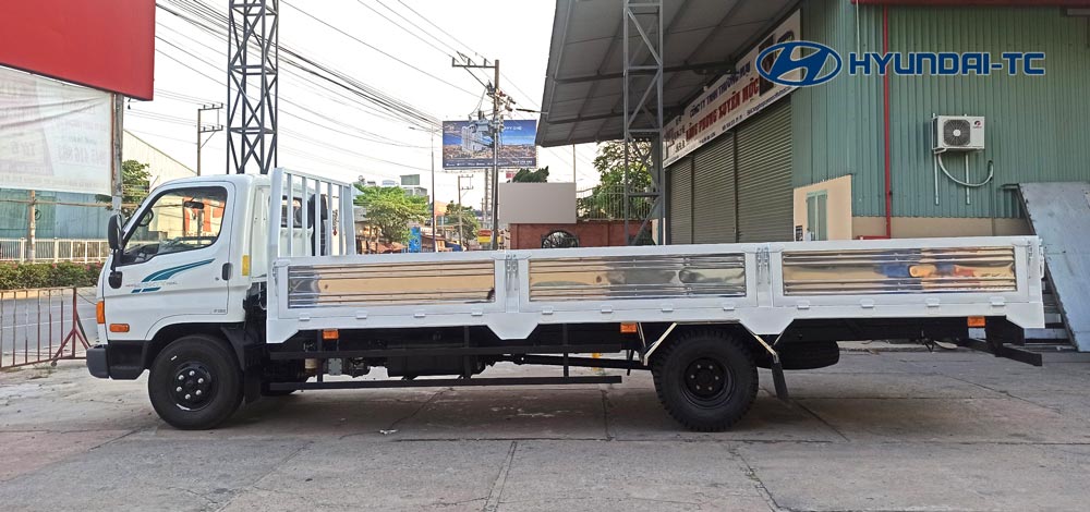 xe tai mighty 110xl thung lung 7 tan